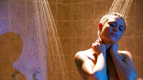 andrew chiarello add eva angelina shower photo