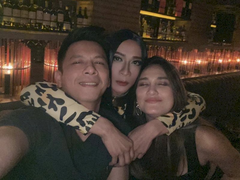 cheryl oswell add photo luna maya dan aril