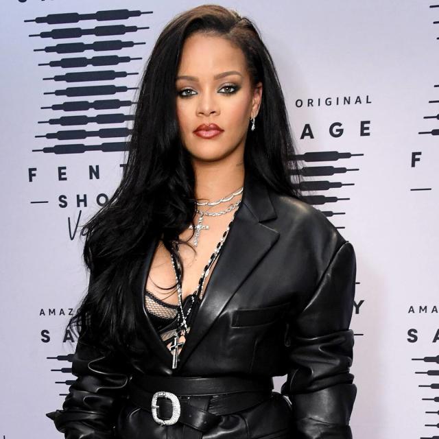 brian jobak recommends hot pic rihanna pic