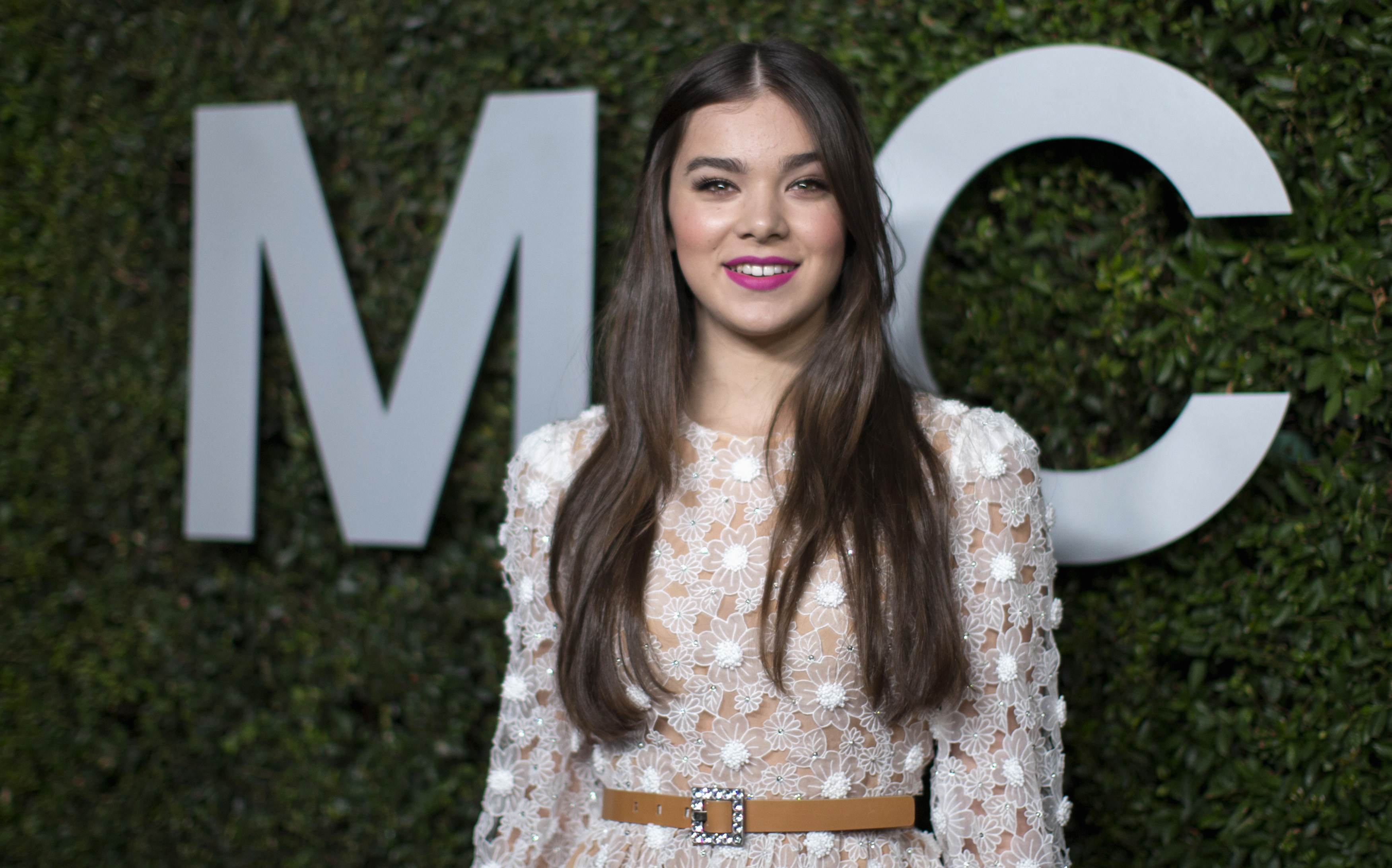 catherine jurgens add photo porn hailee steinfeld