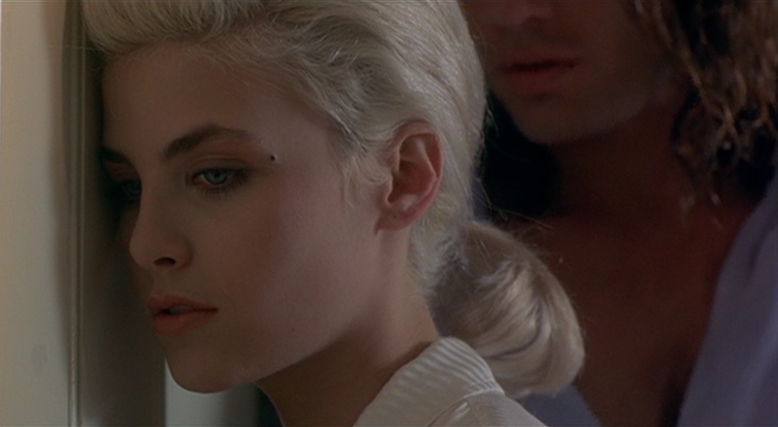 alex sammut recommends Sherilyn Fenn Two Moon