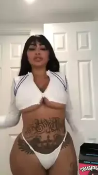 beth rovelo recommends brittanya razavi onlyfans leaked pic