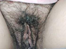 hairy pussys peeing