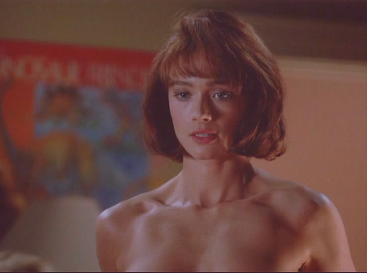 aviv azulay recommends lauren holly boobs pic