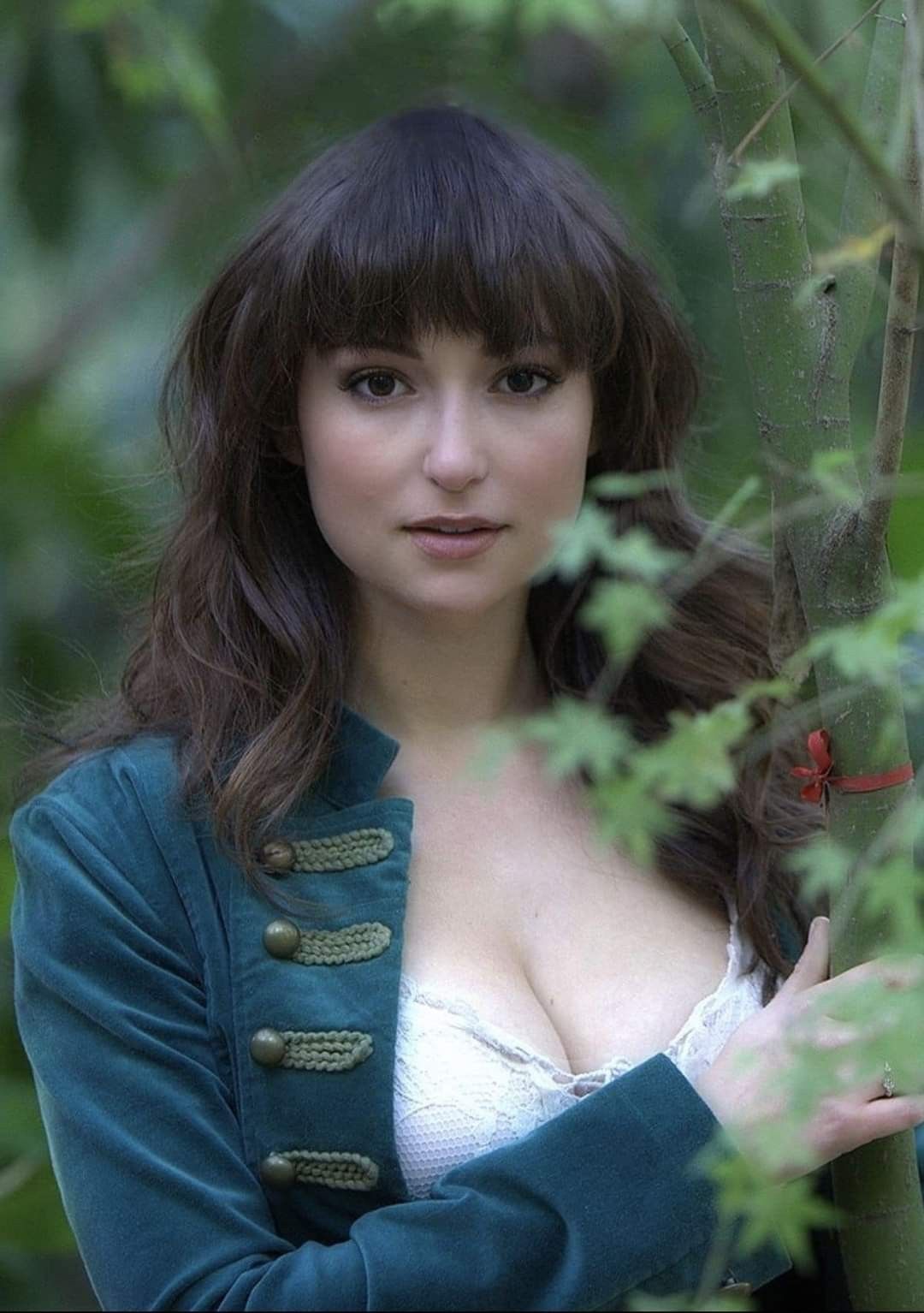 candra reid recommends milana vayntrub sexy photos pic