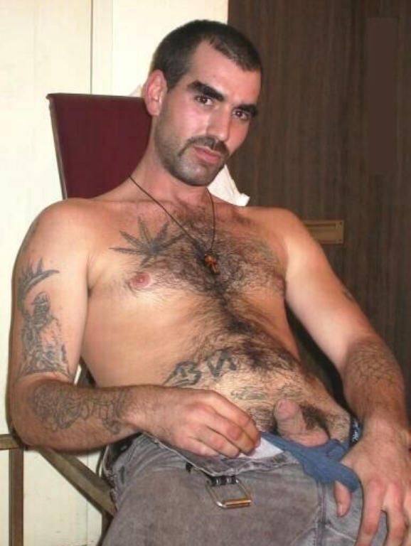 ammar moussa recommends Nude Hairy Latin Men