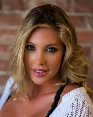 caroline bunce recommends Samantha Saint Face