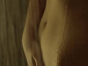 elizabeth berkly nude